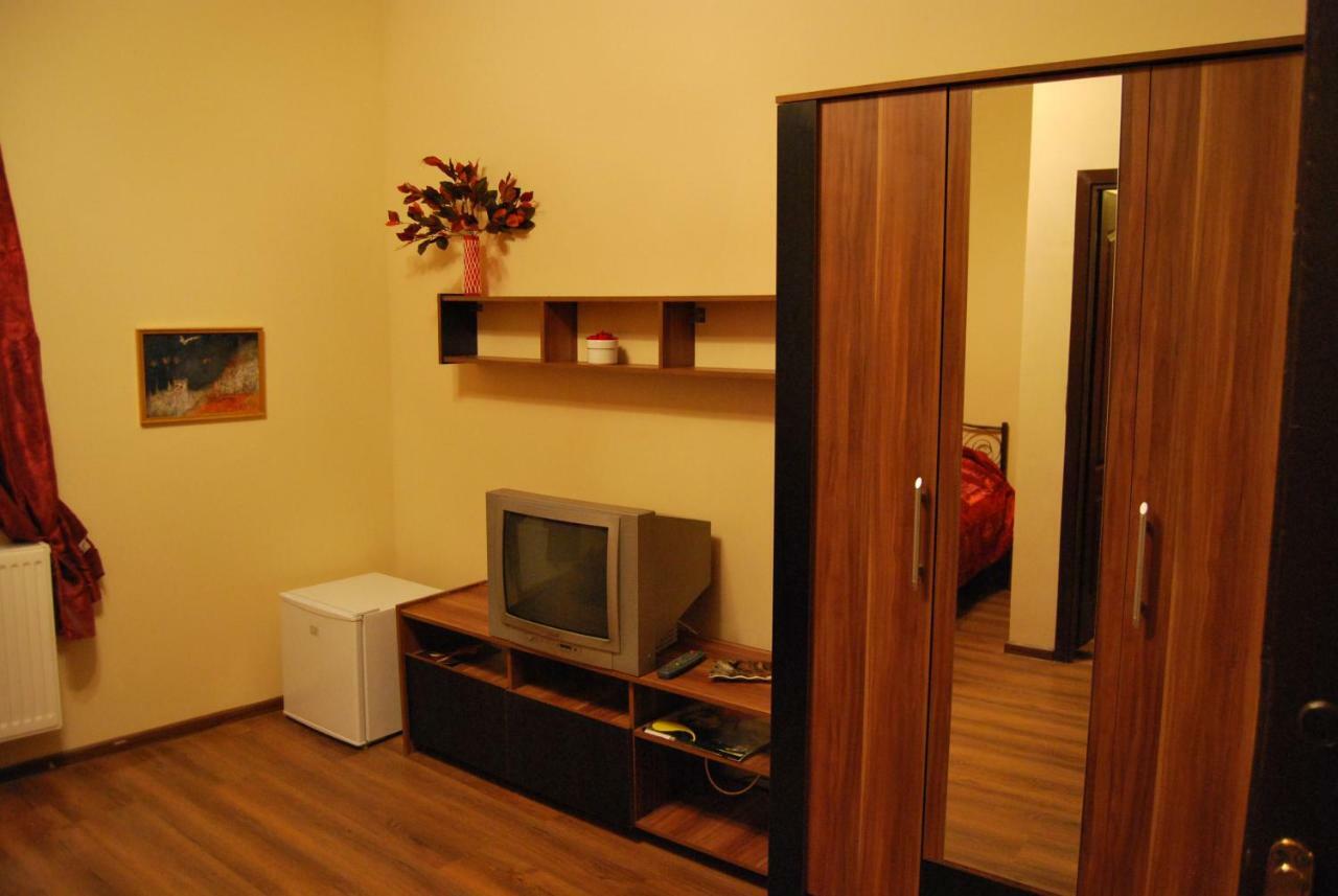 Hotel Motor House Unirii Bukareszt Zewnętrze zdjęcie