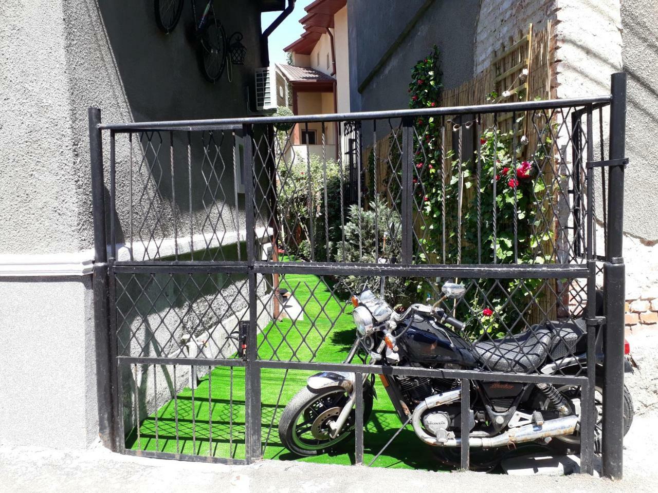 Hotel Motor House Unirii Bukareszt Zewnętrze zdjęcie